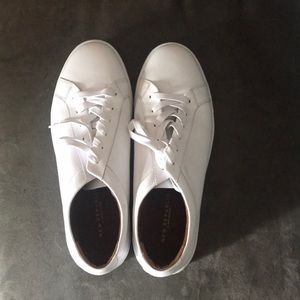 Men’s white sneakers